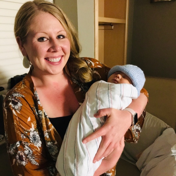 Meet your Posher, Jessica - Picture 8 of 9